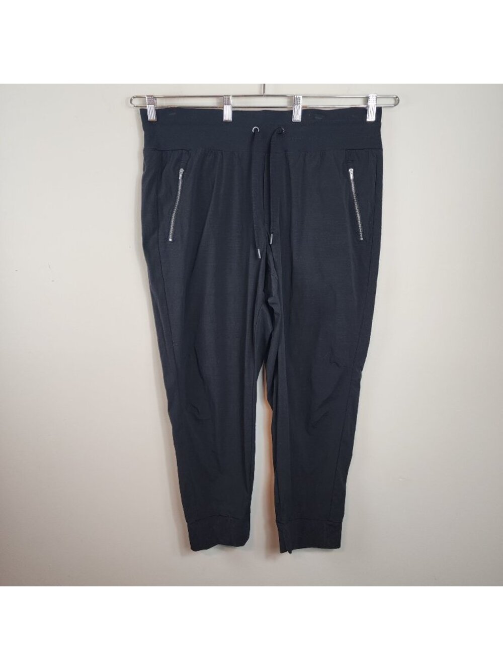 Athleta Trekkie North Jogger Pants Women sz 18 Black Hiking Stretch Zip Pockets